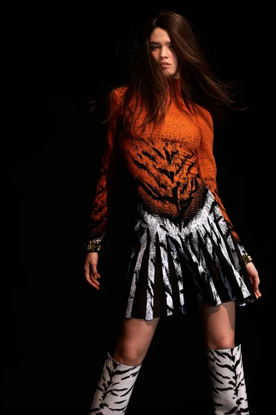 Look 3